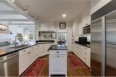 3302 W Andrews Drive NW, Atlanta, GA 30305 - Photo 18