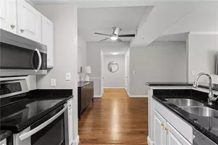 1074 Peachtree Walk NE, Atlanta, GA 30309 - Photo 12