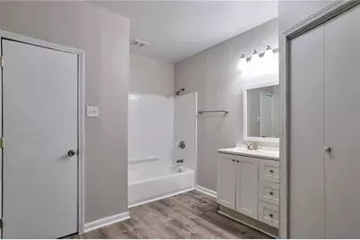 5918 Crescent Ridge Court, Lithonia, GA 30058 - Photo 22