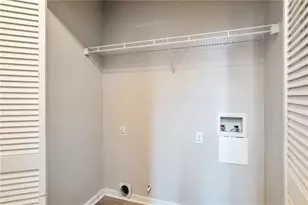 5918 Crescent Ridge Ct, Lithonia, GA 30058 - Photo 18