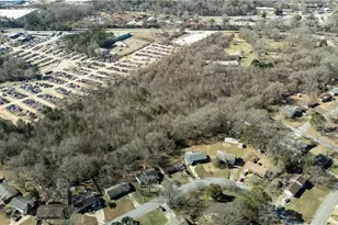 116 Thornton Dr, Jonesboro, GA 30236 - Photo 2