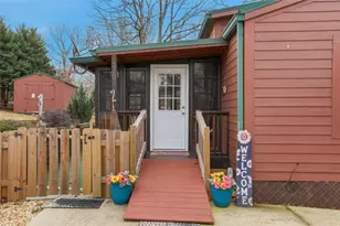 96 Stag Leap Dr, Cleveland, GA 30528 - Photo 2