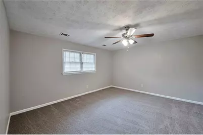 4670 Wendover Drive, Stone Mountain, GA 30083 - Photo 22