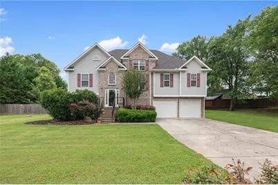 166 Woodford Way SE, Calhoun, GA 30701 - Photo 2