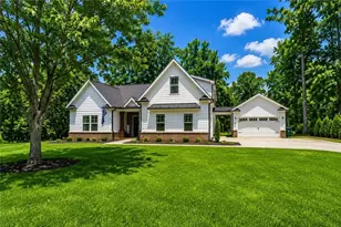 246 Emmaline Ln, Jefferson, GA 30549 - Photo 1