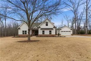 246 Emmaline Ln, Jefferson, GA 30549 - Photo 1