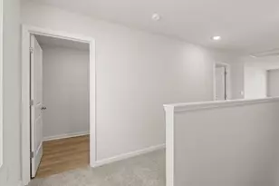 128 King Vlg, Braselton, GA 30517 - Photo 14