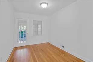 56 Mobile Ave NE, Atlanta, GA 30305 - Photo 6