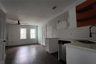 296 Thornton St SW, Atlanta, GA 30315 - Photo 8