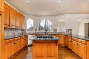 745 Culworth Manor, Alpharetta, GA 30022 - Photo 8