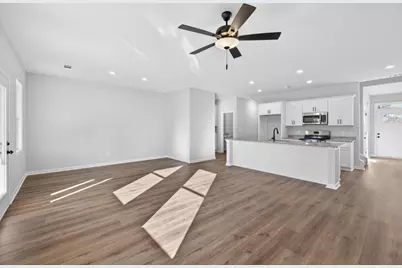 594 Madison Street #100, Commerce, GA 30529 - Photo 6