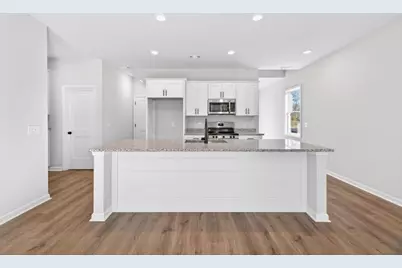 594 Madison Street #100, Commerce, GA 30529 - Photo 10