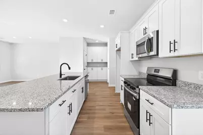 594 Madison Street #100, Commerce, GA 30529 - Photo 12