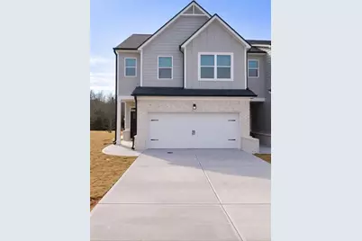 594 Madison Street #100, Commerce, GA 30529 - Photo 1