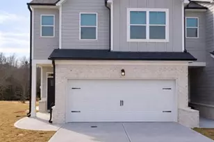 594 Madison St, Commerce, GA 30529 - Photo 1