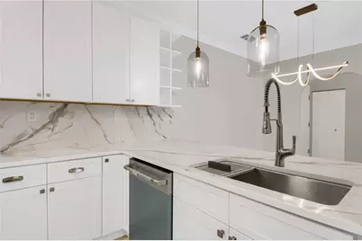 2499 Peachtree Road NE #506, Atlanta, GA 30305 - Photo 8