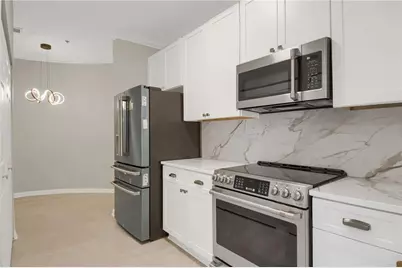 2499 Peachtree Road NE #506, Atlanta, GA 30305 - Photo 10