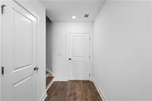 538 Alice Way Blvd, Cumming, GA 30040 - Photo 2