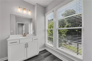 552 Ember Ln, Atlanta, GA 30318 - Photo 46