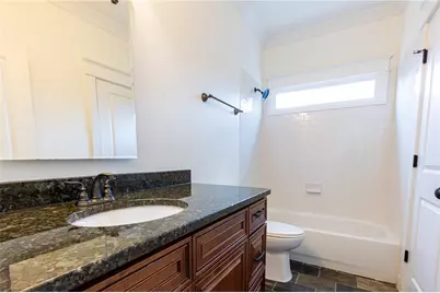 2288 Oakview Road NE, Atlanta, GA 30317 - Photo 32