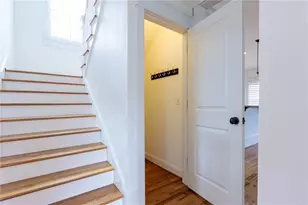 2288 Oakview Rd NE, Atlanta, GA 30317 - Photo 30