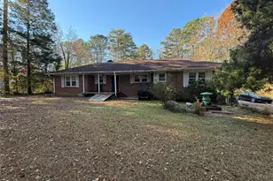 925 Peyton Rd, Atlanta, GA 30311 - Photo 1