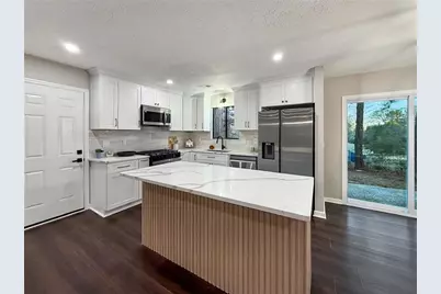 8198 Winewood Court, Riverdale, GA 30274 - Photo 10