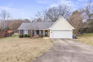30 Hedgerow Ct SE, Cartersville, GA 30120 - Photo 1
