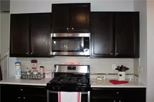 256 Bobbie Way, Woodstock, GA 30189 - Photo 4