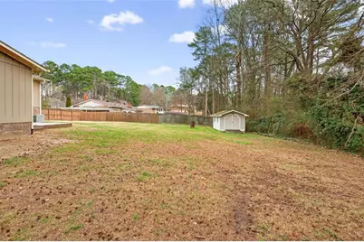 2015 Highriggs Lane, Snellville, GA 30078 - Photo 42