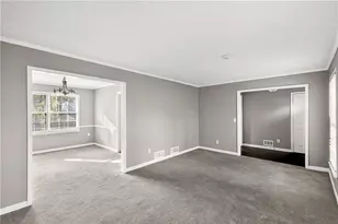 1075 Forest Heights Rd, Stone Mountain, GA 30083 - Photo 10