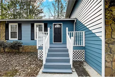 1075 Forest Heights Road, Stone Mountain, GA 30083 - Photo 4