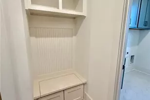 3275 Hilltop Cir, Marietta, GA 30066 - Photo 10