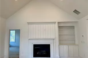 3275 Hilltop Cir, Marietta, GA 30066 - Photo 6