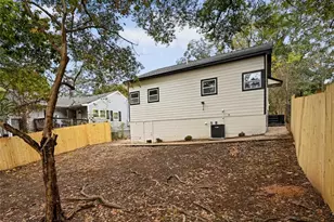 1273 Pine Ave, East Point, GA 30344 - Photo 14