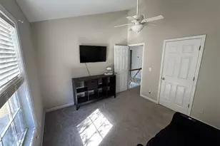 942 Koala St, Lawrenceville, GA 30043 - Photo 2