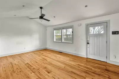 3859 N Camp Creek Parkway SW, Atlanta, GA 30331 - Photo 6