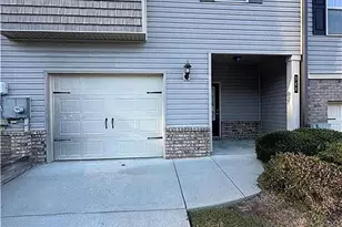 348 Turtle Creek Dr, Winder, GA 30680 - Photo 2