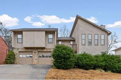 321 Roses Creek Drive, Lawrenceville, GA 30044 - Photo 2