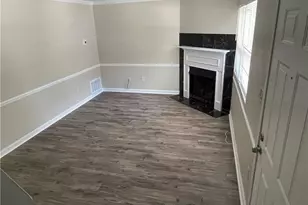 114 Bentley Pkwy, Woodstock, GA 30188 - Photo 2