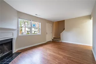 114 Bentley Pkwy, Woodstock, GA 30188 - Photo 4