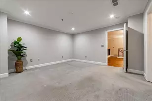 2626 Peachtree Rd NW, Atlanta, GA 30305 - Photo 50