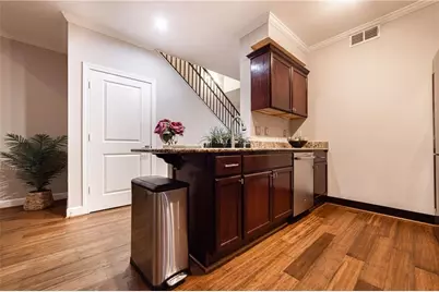 2626 Peachtree Road NW #412, Atlanta, GA 30305 - Photo 12