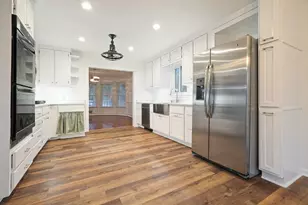 402 W Leslie Ct, Woodstock, GA 30188 - Photo 12