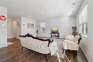 113 Deer Run Dr, Dallas, GA 30132 - Photo 2