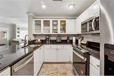 3475 Oak Valley Road NE #980, Atlanta, GA 30326 - Photo 4