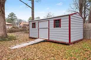 514 Clara Dr, Riverdale, GA 30274 - Photo 16