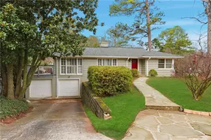 1846 Fernwood Rd NW, Atlanta, GA 30318 - Photo 2