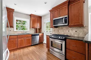 1846 Fernwood Rd NW, Atlanta, GA 30318 - Photo 10