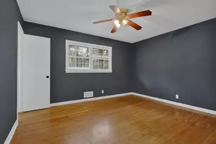 886 Oakhill Ct, Stone Mountain, GA 30087 - Photo 22